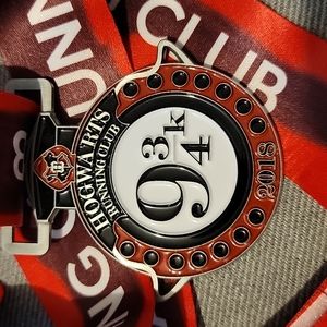 2018 Harry Potter 9 3/4k Potterhead Running Club Medal